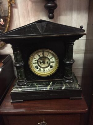 Visible Escapement Movement clock